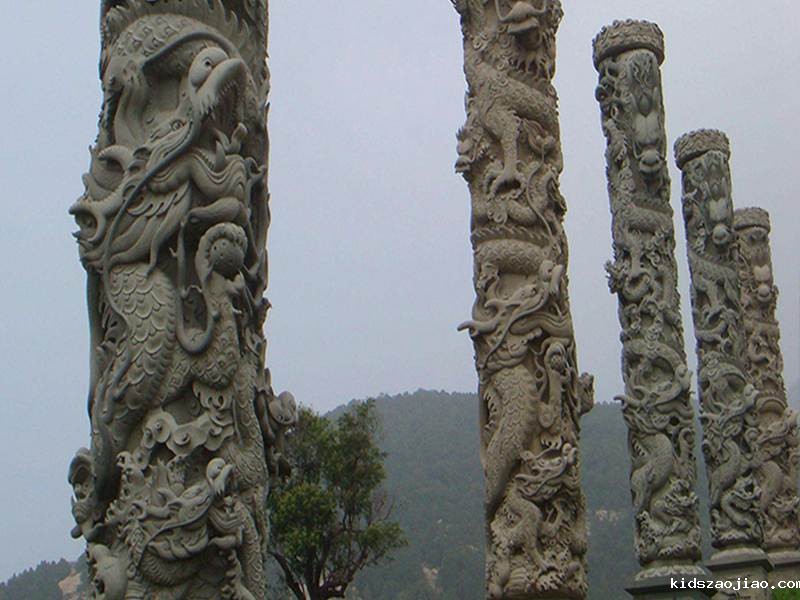 浮雕龙柱价格