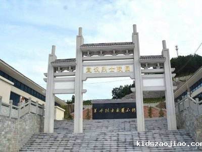 石雕栏杆、石拱桥、石栏杆