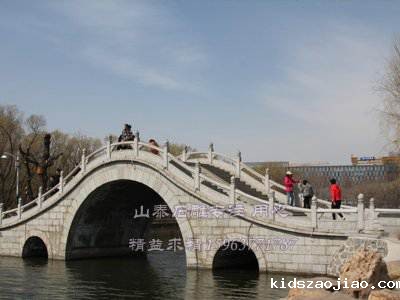 石雕栏杆、石拱桥、石栏杆