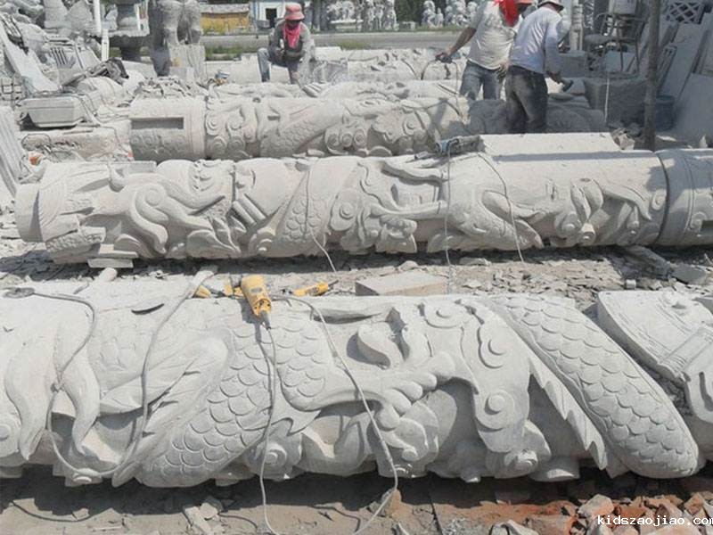 石雕龙柱雕刻厂家