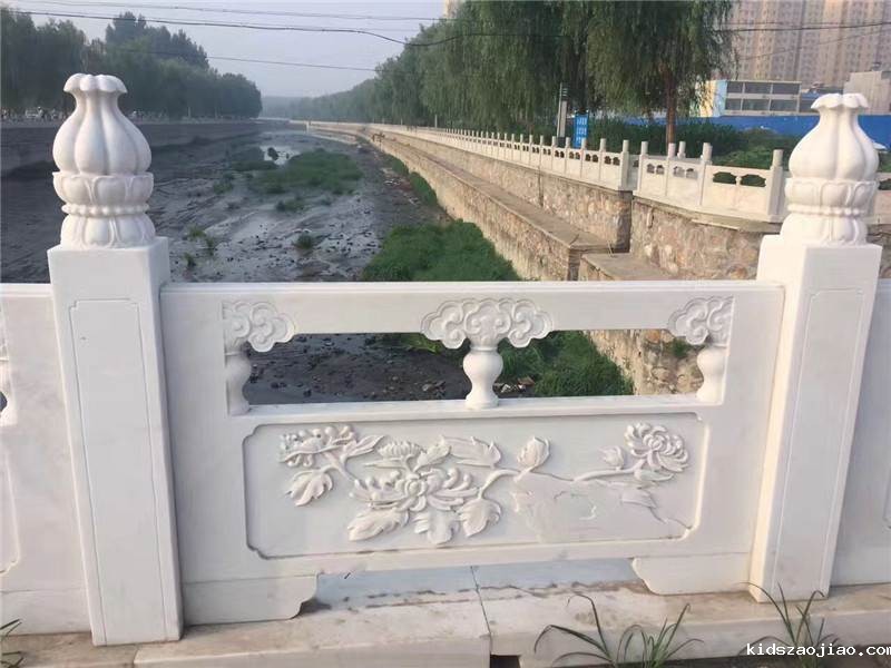 汉白玉石栏杆安装